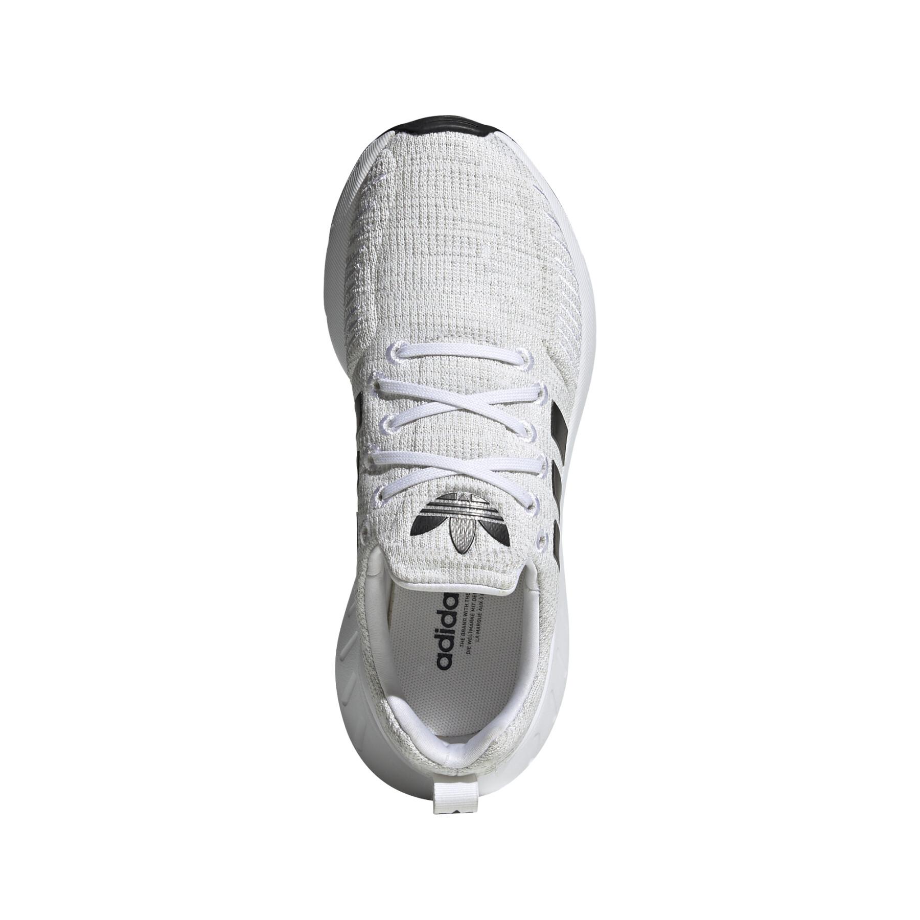 Sneakers Kind adidas Swift Run 22